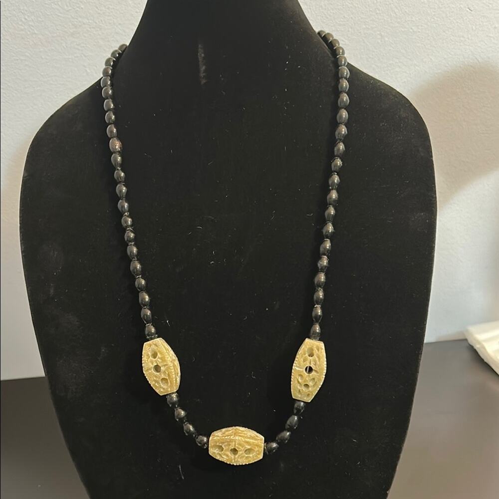 Mystery Stone Necklace #B61 Jade / Soap Stone/ Black Onyx / Vintage ???